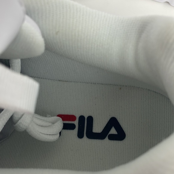 New Men’s White FILA Disruptor II Premium Sneakers Size 8.5 - Picture 8 of 10